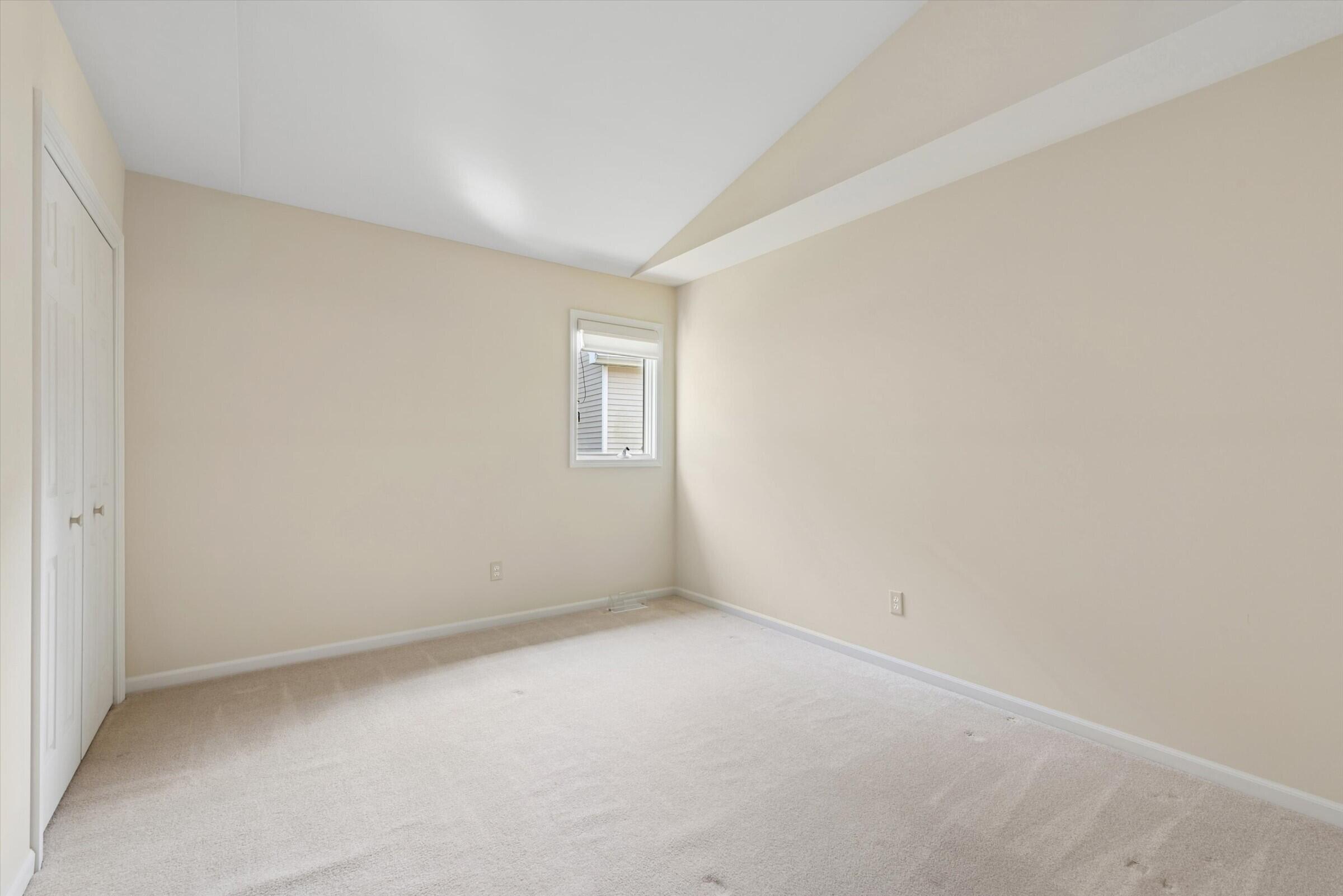 883 Hemingway Trail, Valparaiso, IN 46383; Image #18