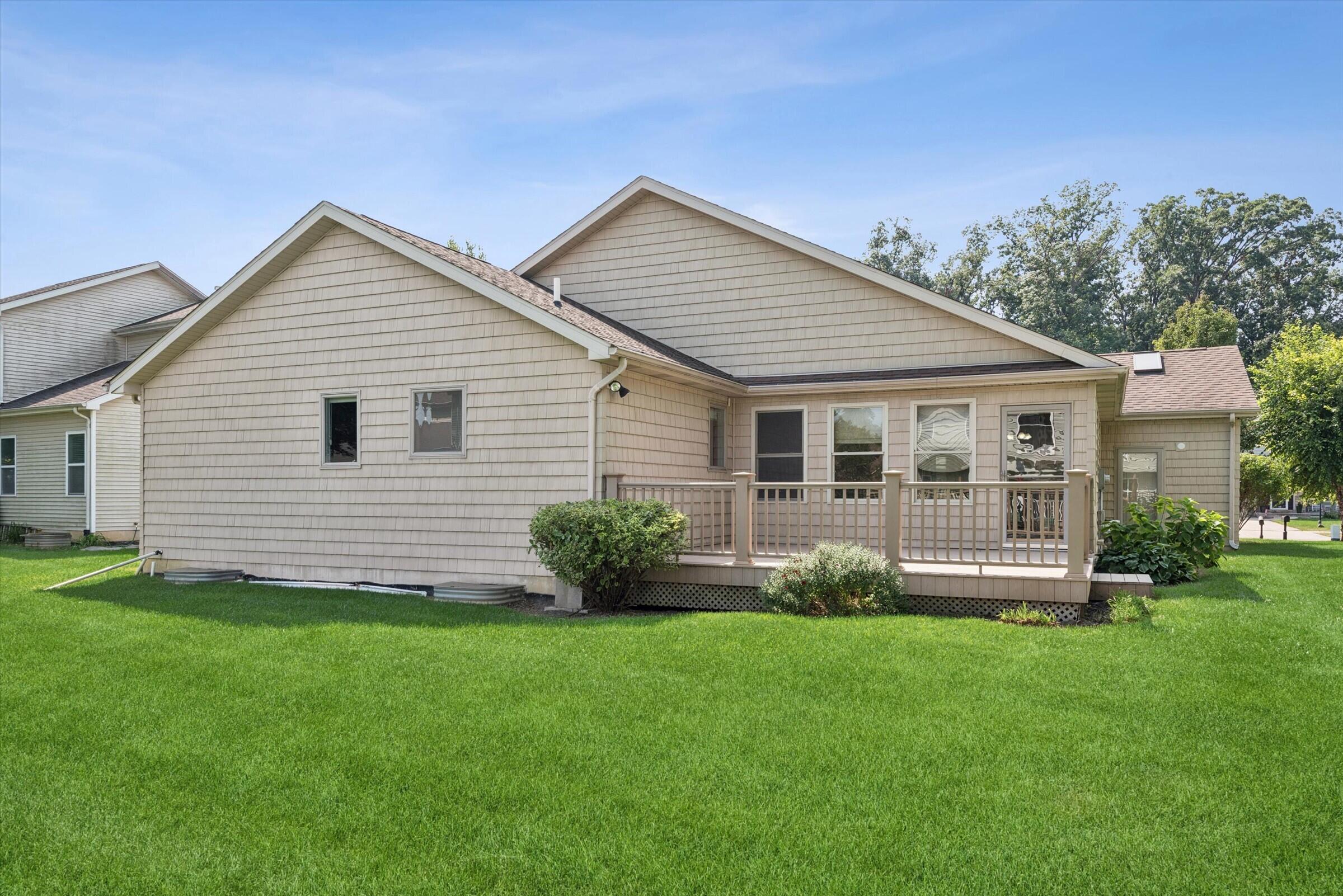 883 Hemingway Trail, Valparaiso, IN 46383; Image #28