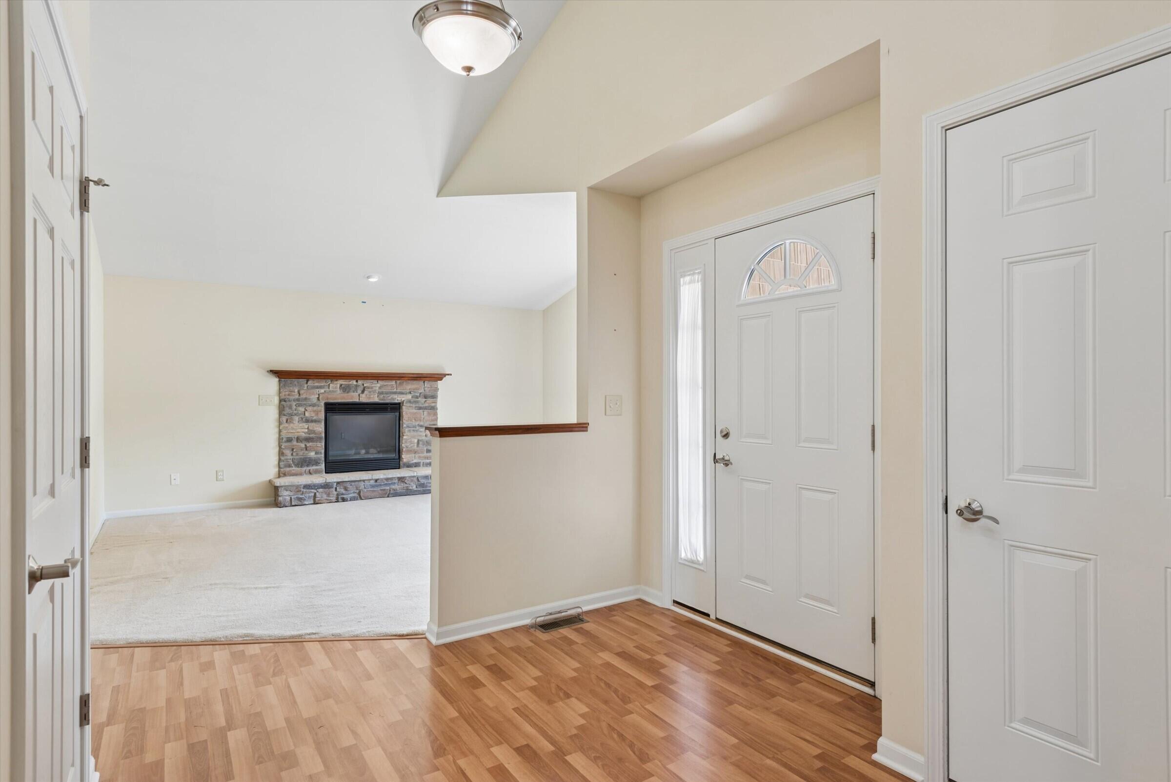 883 Hemingway Trail, Valparaiso, IN 46383; Image #3