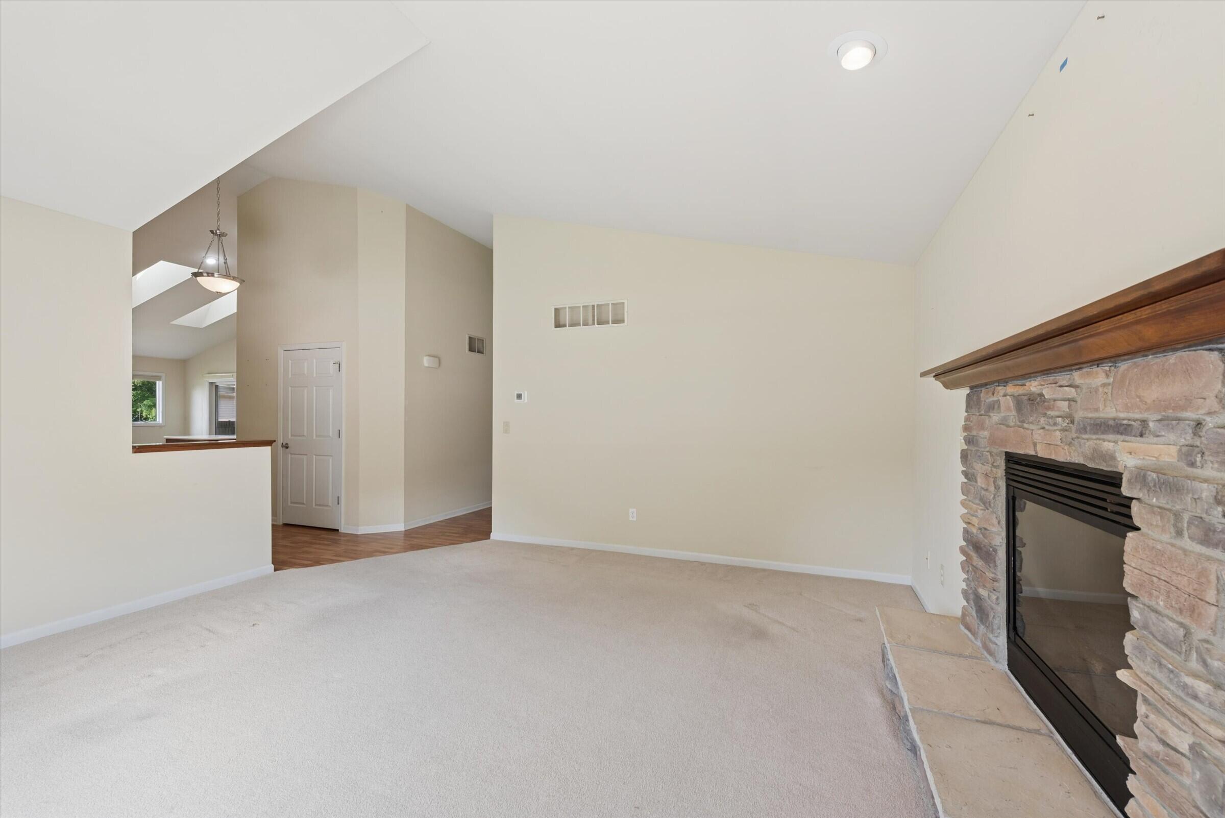 883 Hemingway Trail, Valparaiso, IN 46383; Image #5