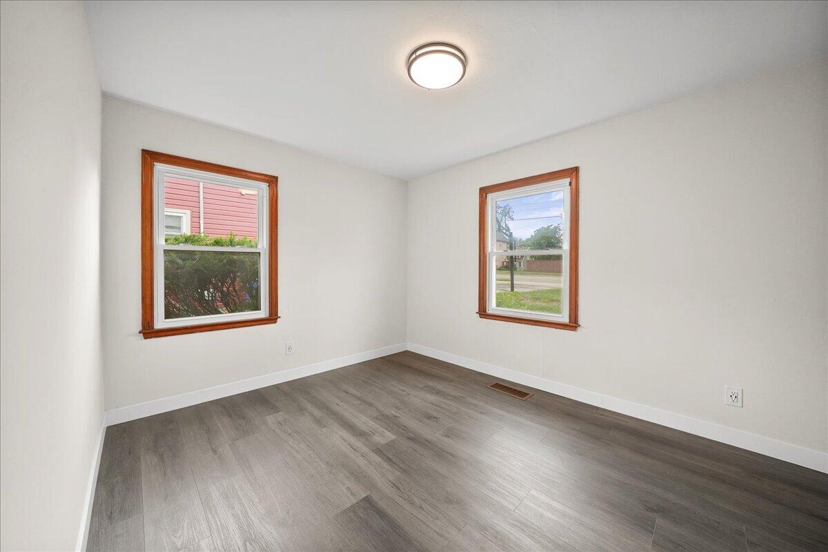 142 S Indiana Avenue, Crown Point, IN 46307; Image #13