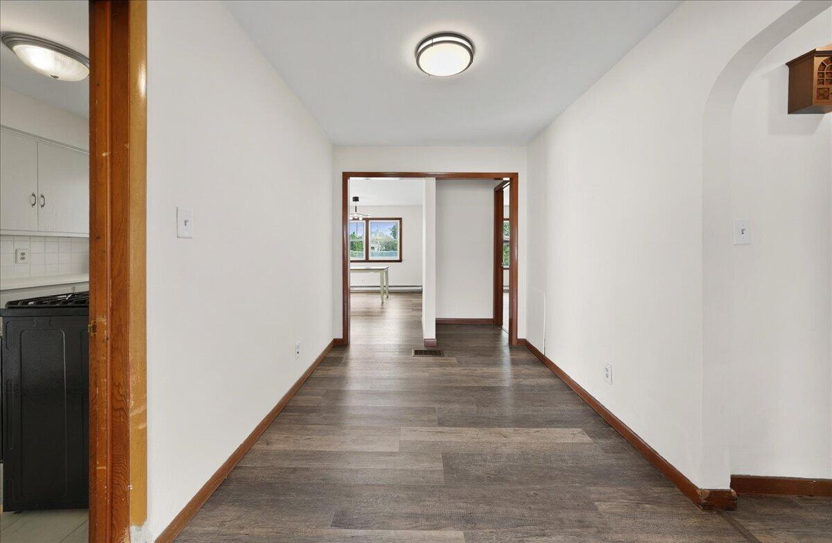 142 S Indiana Avenue, Crown Point, IN 46307; Image #5