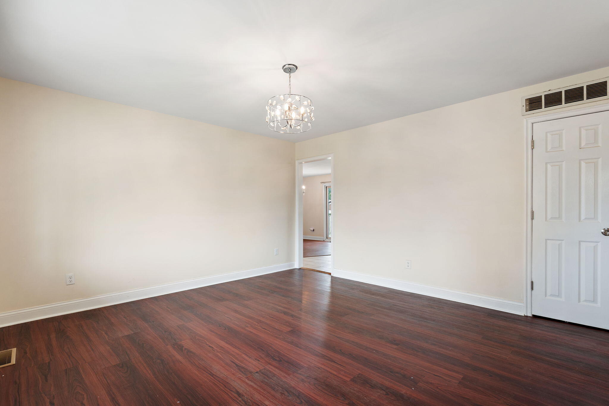 385 Riviera Court, Valparaiso, IN 46385; Image #13