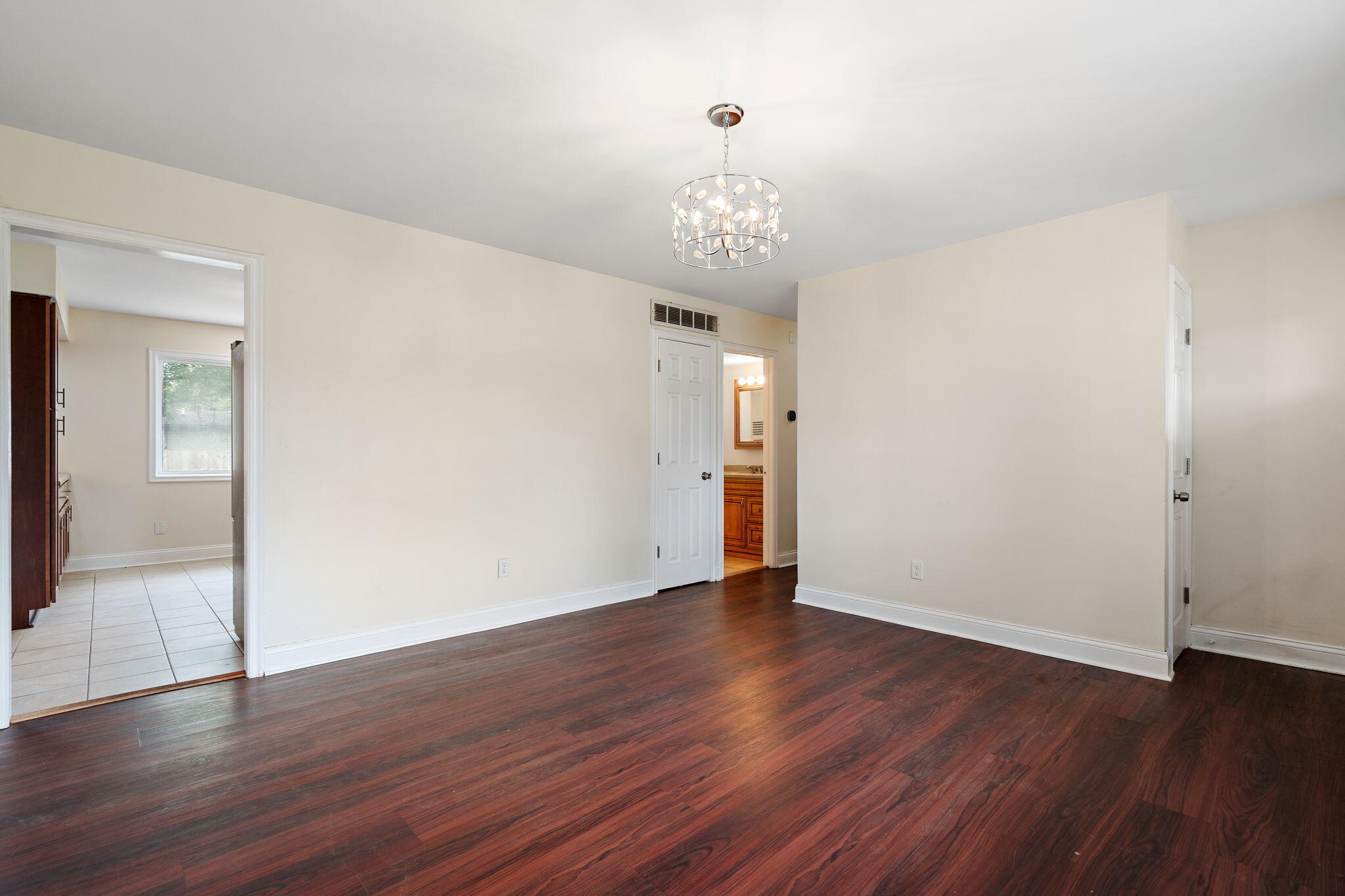 385 Riviera Court, Valparaiso, IN 46385; Image #14