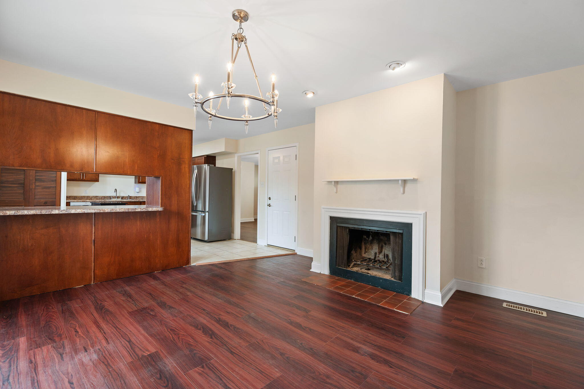 385 Riviera Court, Valparaiso, IN 46385; Image #8