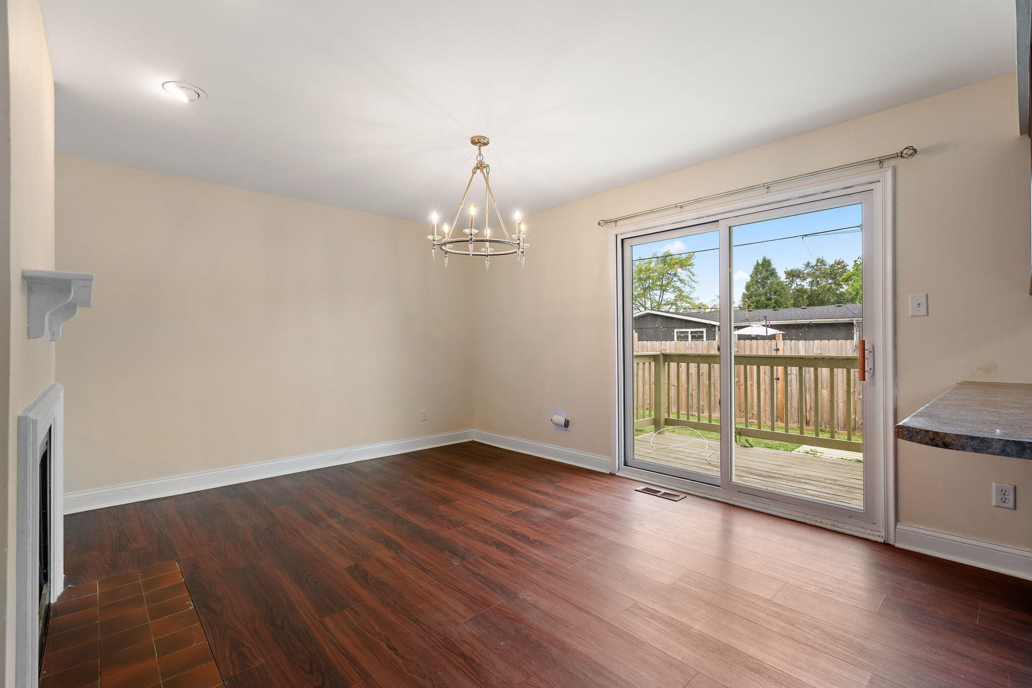 385 Riviera Court, Valparaiso, IN 46385; Image #9