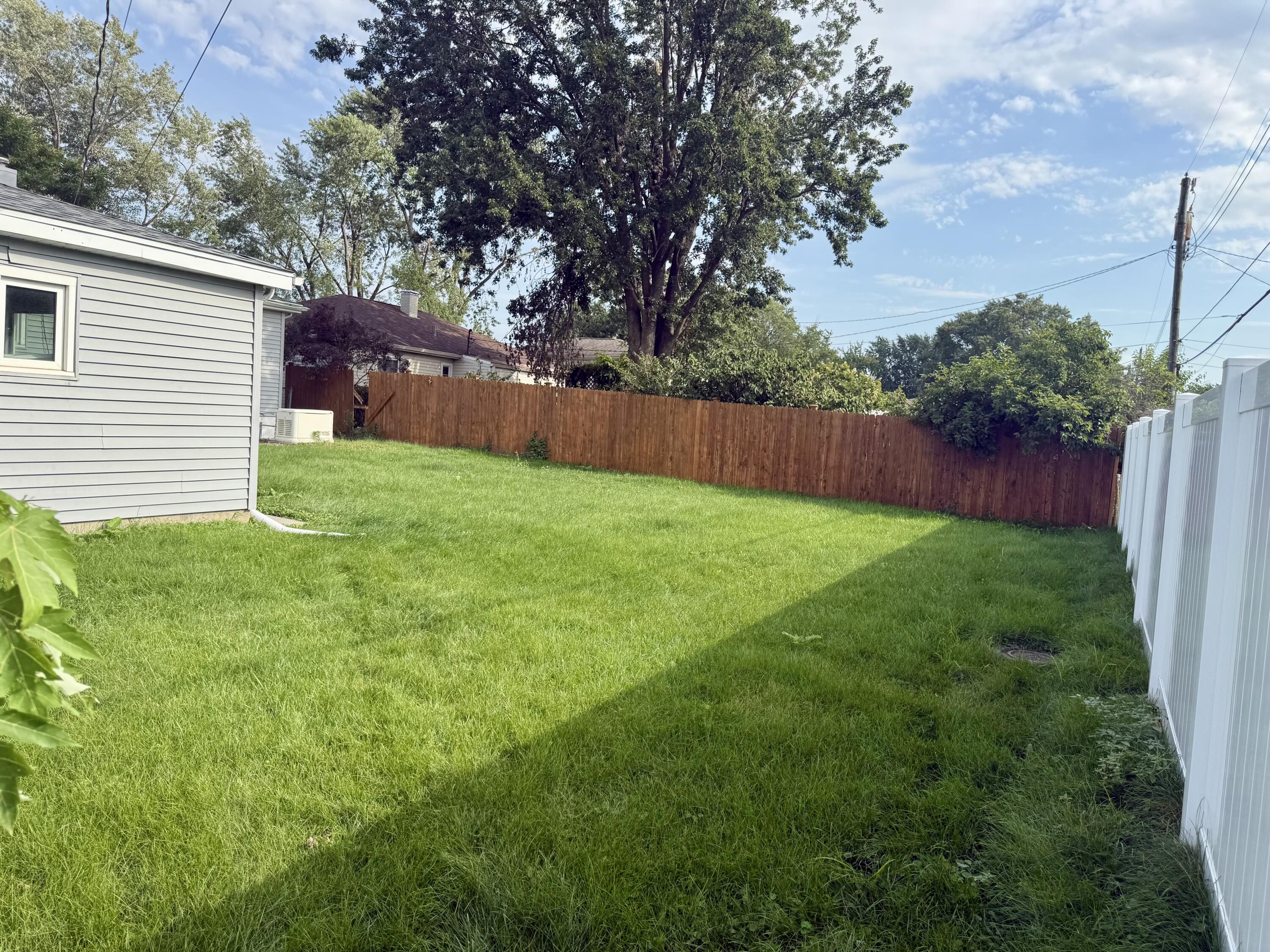 8144 Grace Place, Highland, IN 46322; Image #40
