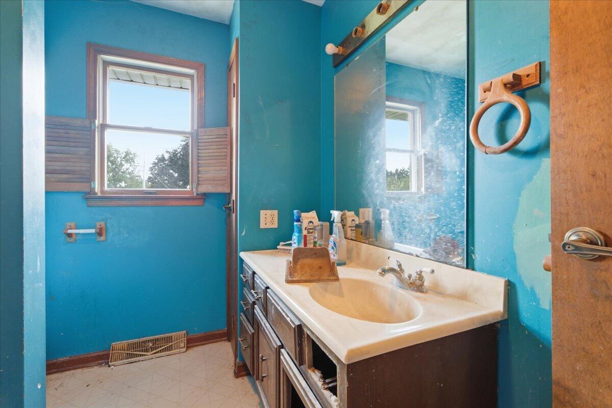 2101 Coolwood Drive, Valparaiso, IN 46385; Image #16
