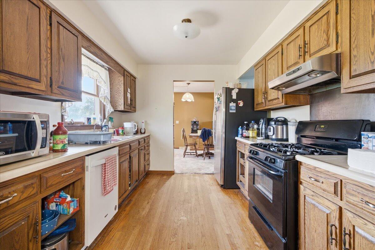 2101 Coolwood Drive, Valparaiso, IN 46385; Image #5