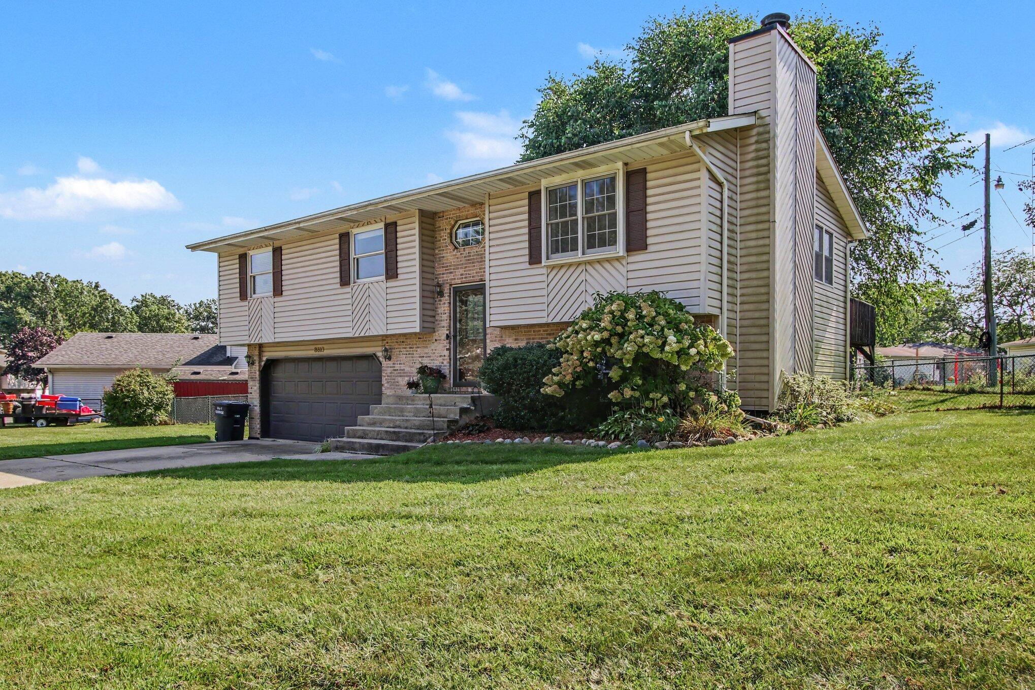 6515 Lakewood Avenue, Portage, IN 46368; Image #2