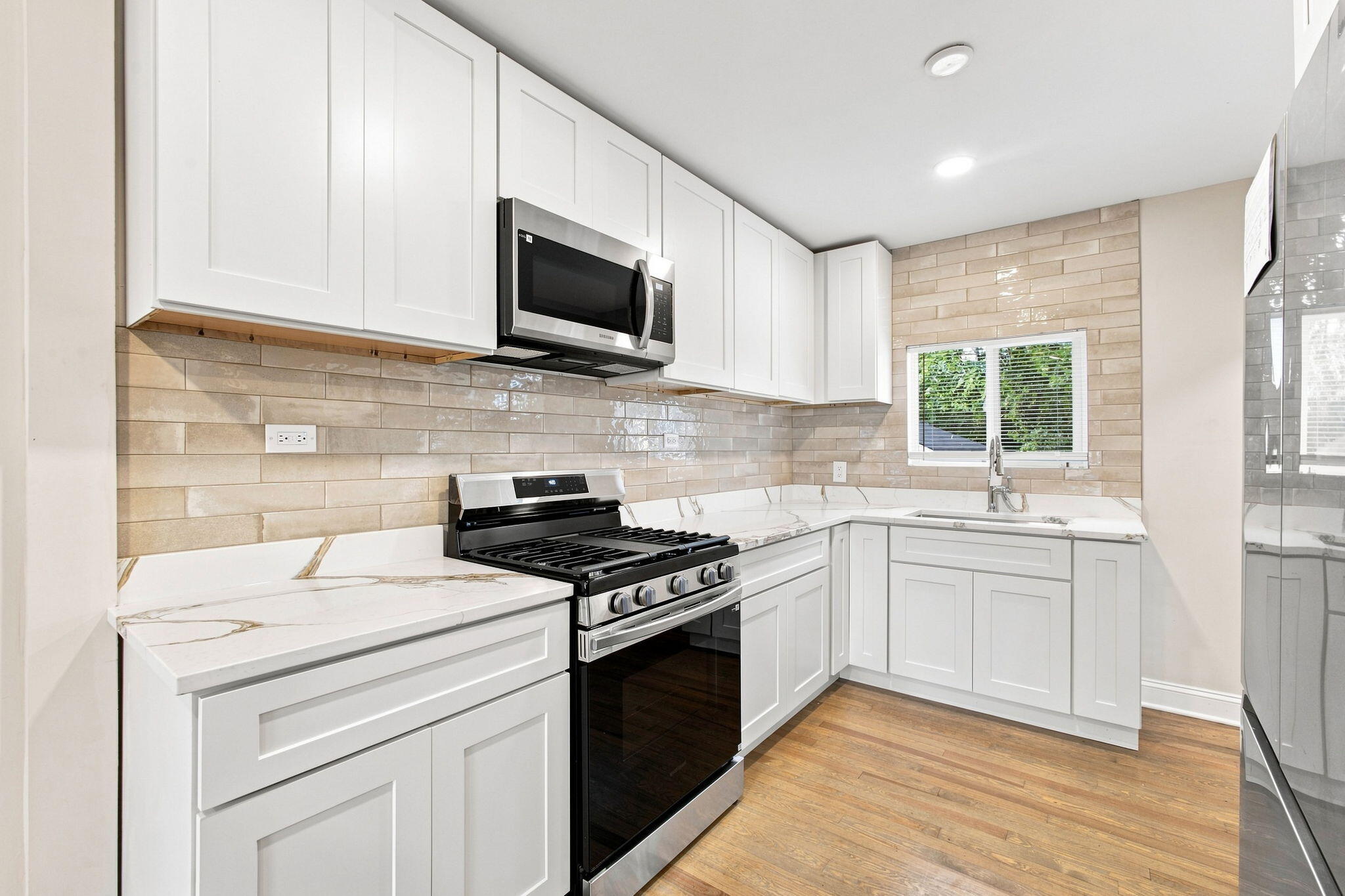321 W 57th Avenue, Merrillville, IN 46410; Image #5