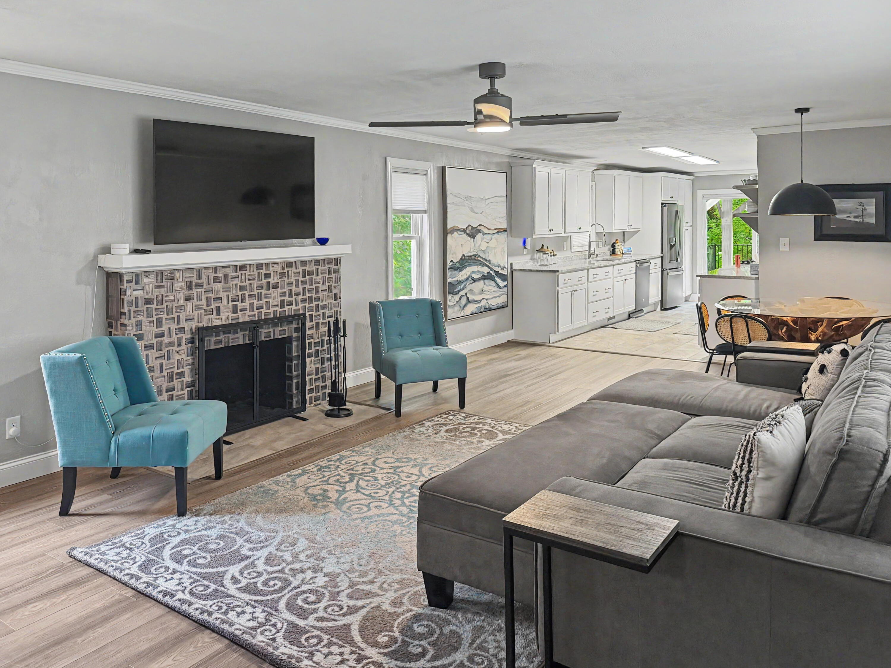 8501 Oak Avenue, Gary, IN 46403; Image #12