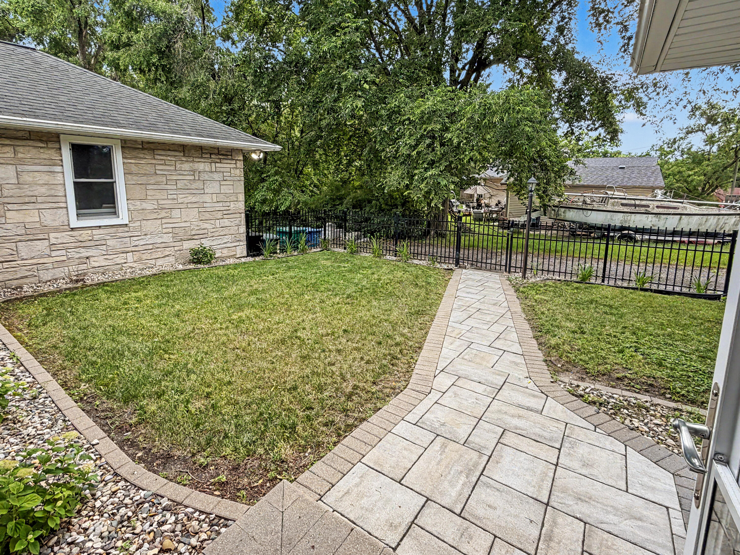 8501 Oak Avenue, Gary, IN 46403; Image #18