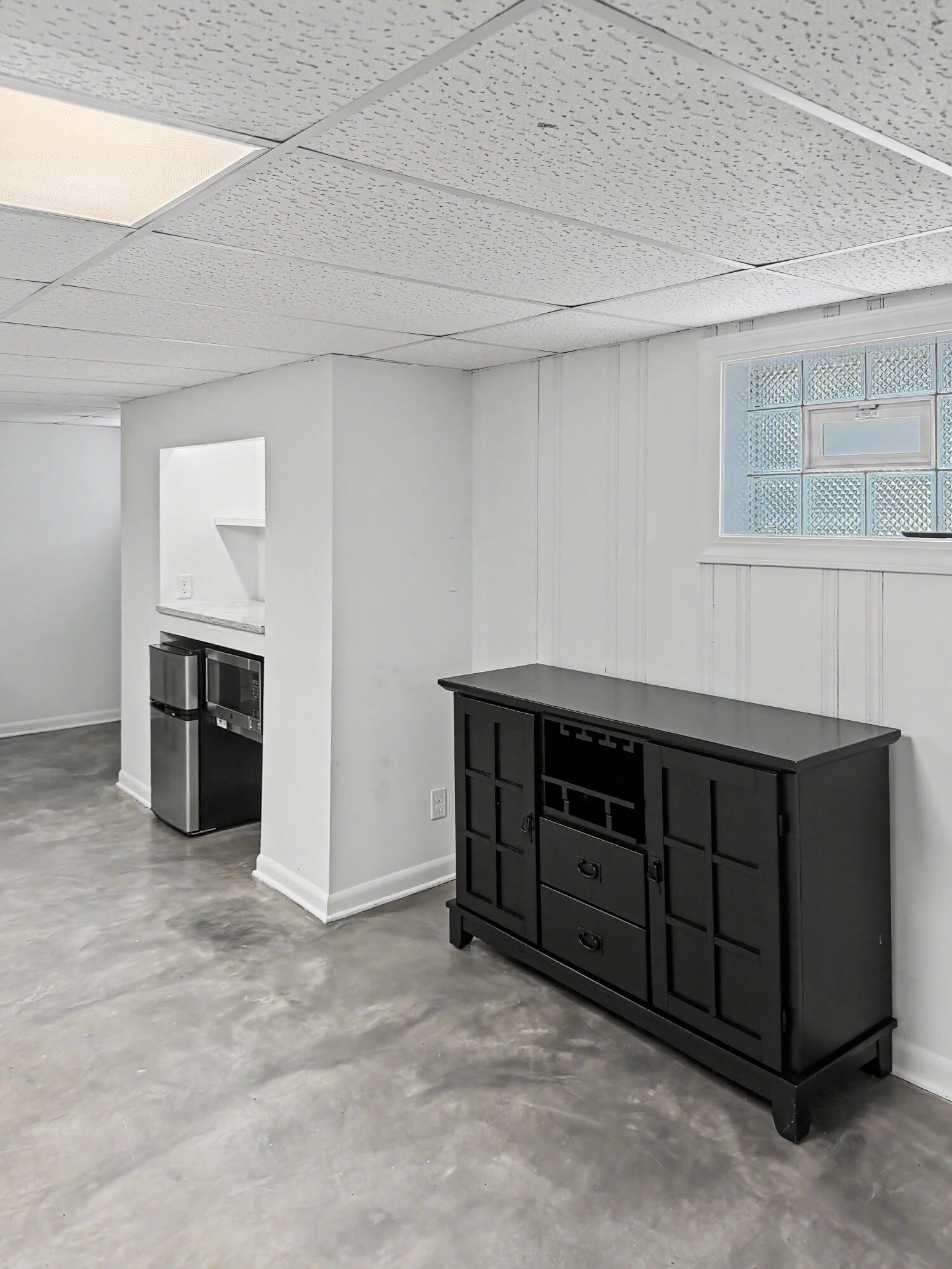8501 Oak Avenue, Gary, IN 46403; Image #21
