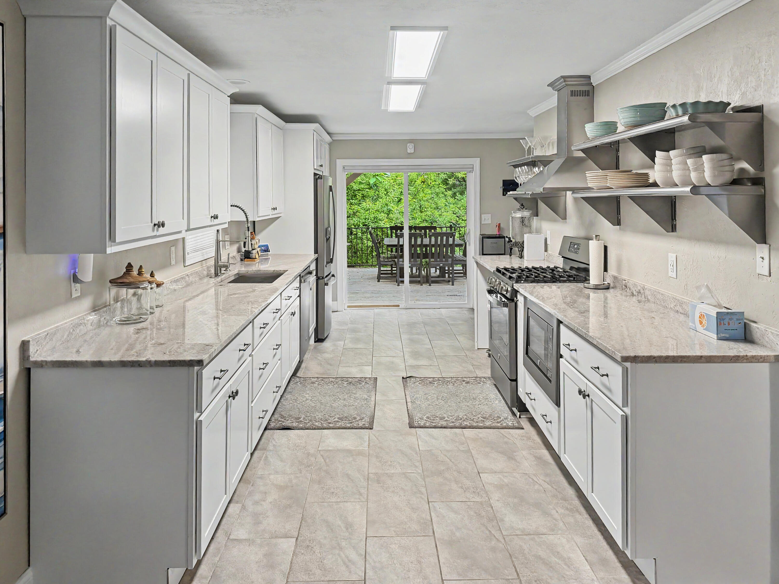 8501 Oak Avenue, Gary, IN 46403; Image #6