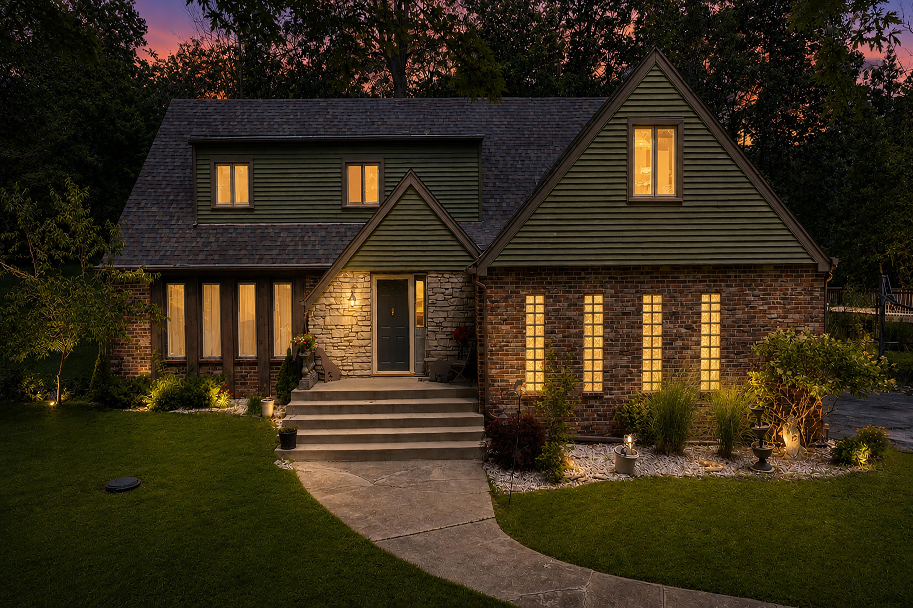 806 W 126th Court, Crown Point, IN 46307; Image #2