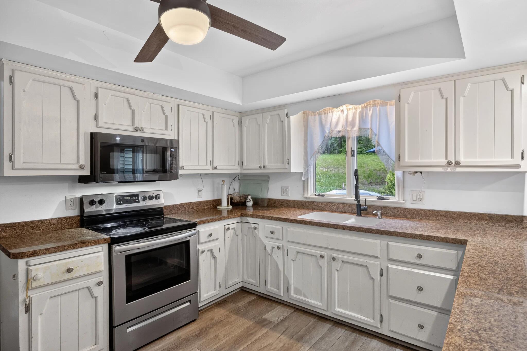 806 W 126th Court, Crown Point, IN 46307; Image #6