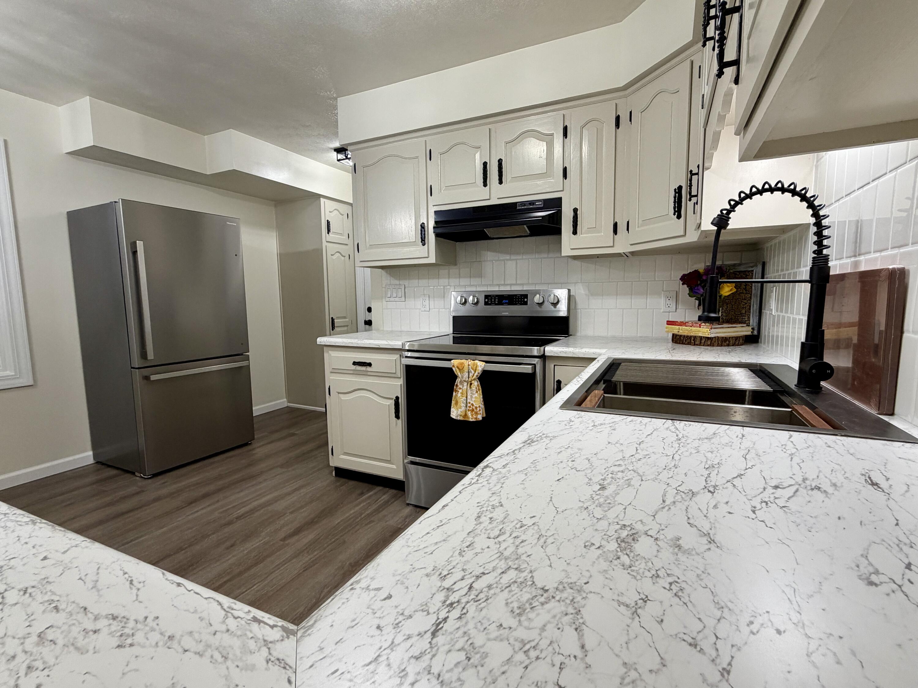 100 S 500 W, La Porte, IN 46350; Image #13