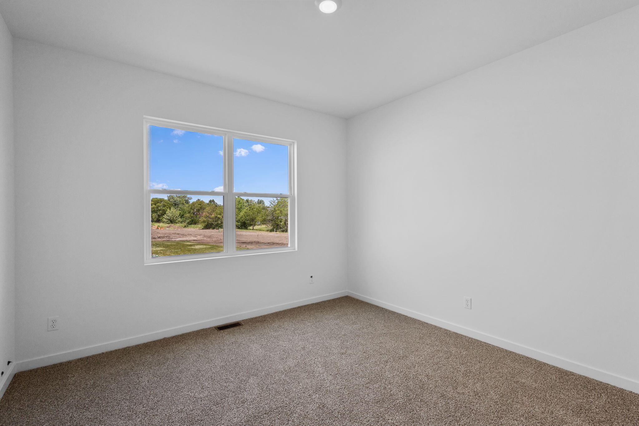 47 Larwick Circle, Valparaiso, IN 46385; Image #25