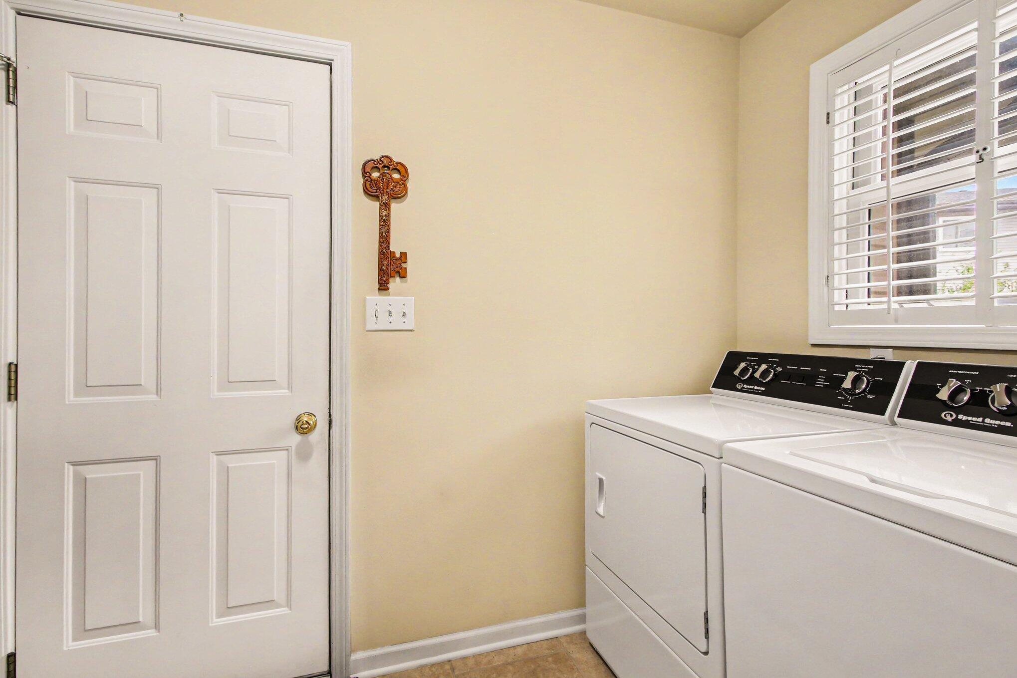 255 Barbara Jean Drive, Schererville, IN 46375; Image #12