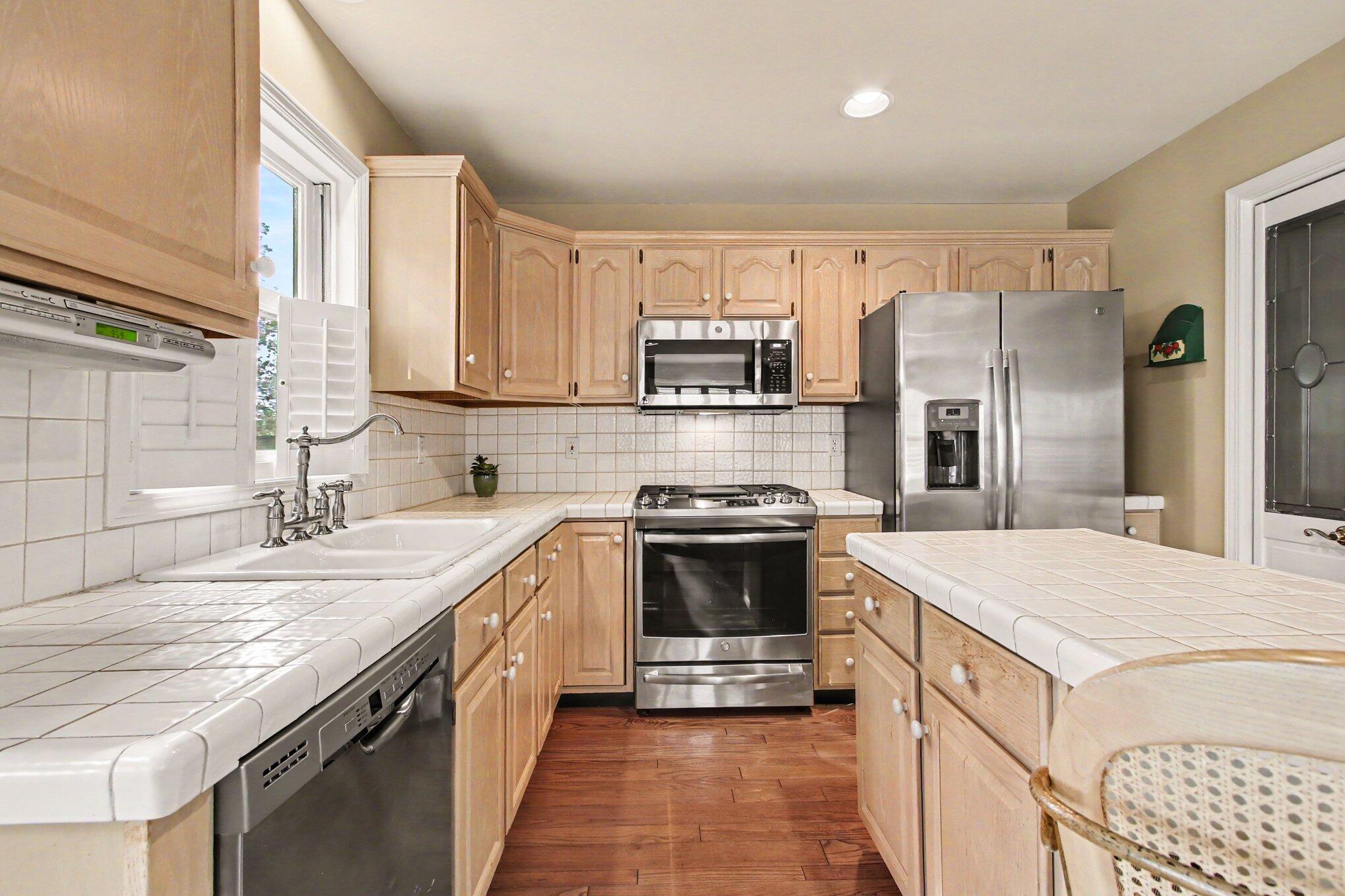255 Barbara Jean Drive, Schererville, IN 46375; Image #9