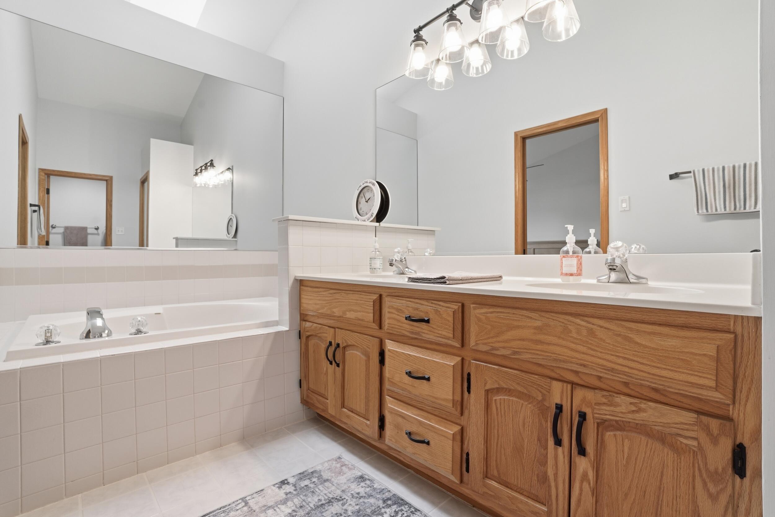 1442 Carriage Oaks Court, Dyer, IN 46311; Image #17