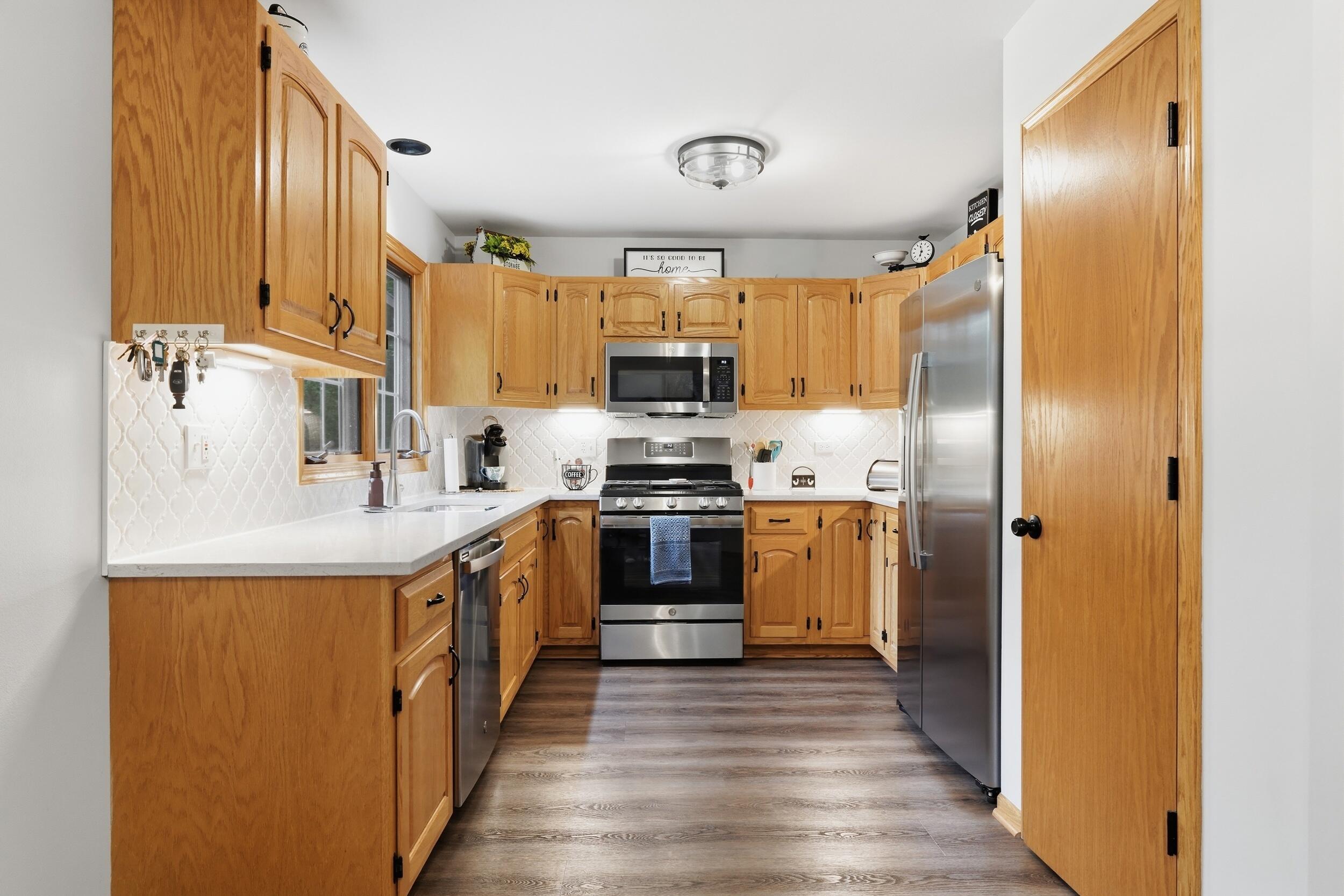 1442 Carriage Oaks Court, Dyer, IN 46311; Image #8