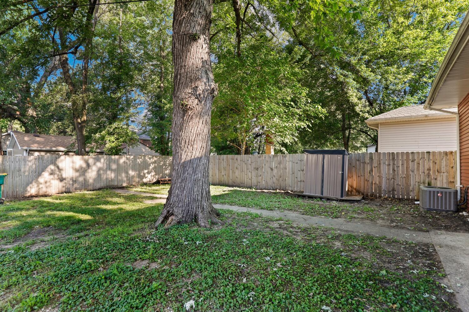 4268 Jackson Street, Gary, IN 46408; Image #25