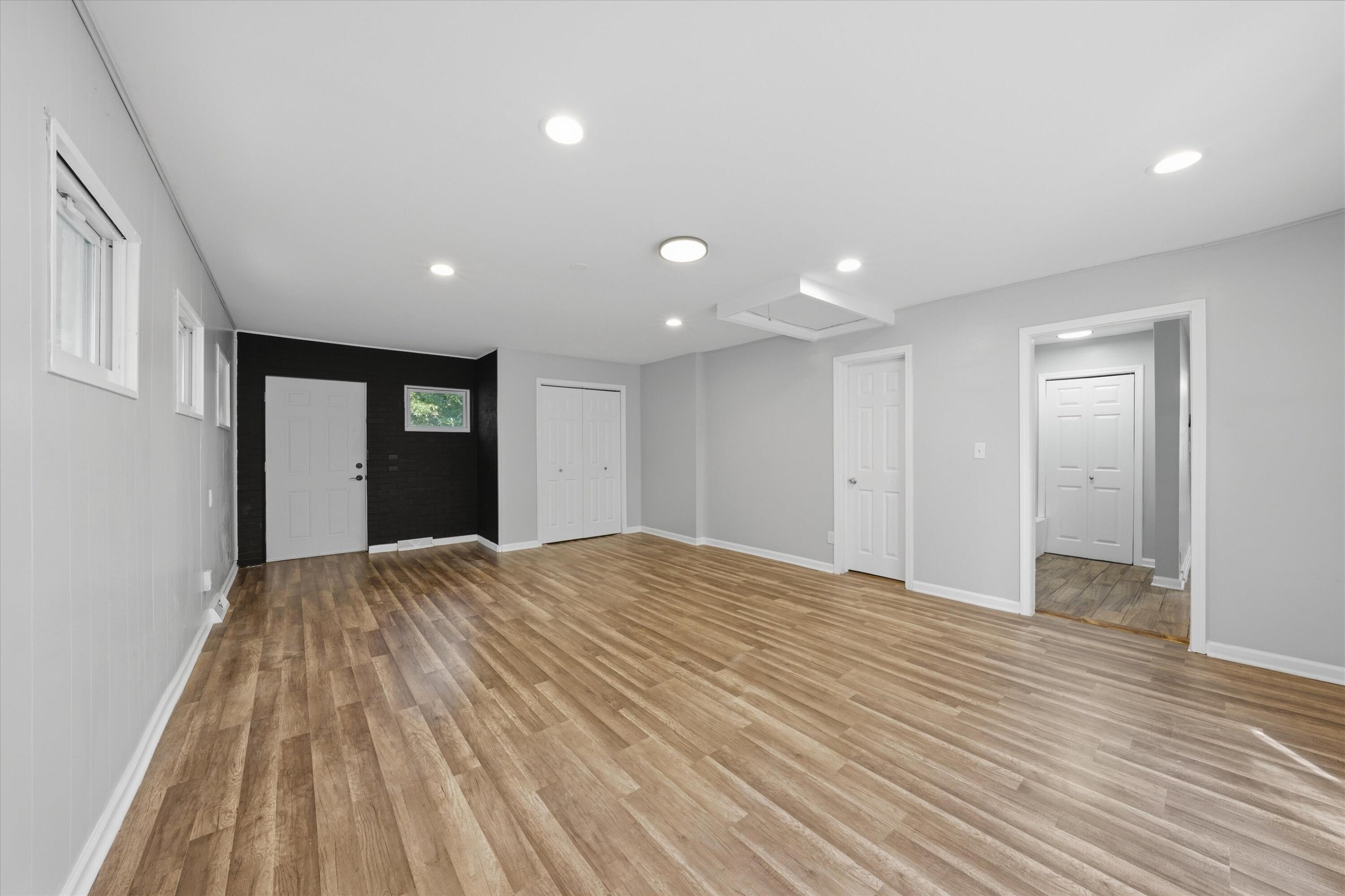 1020 E 61st Place, Merrillville, IN 46410; Image #16