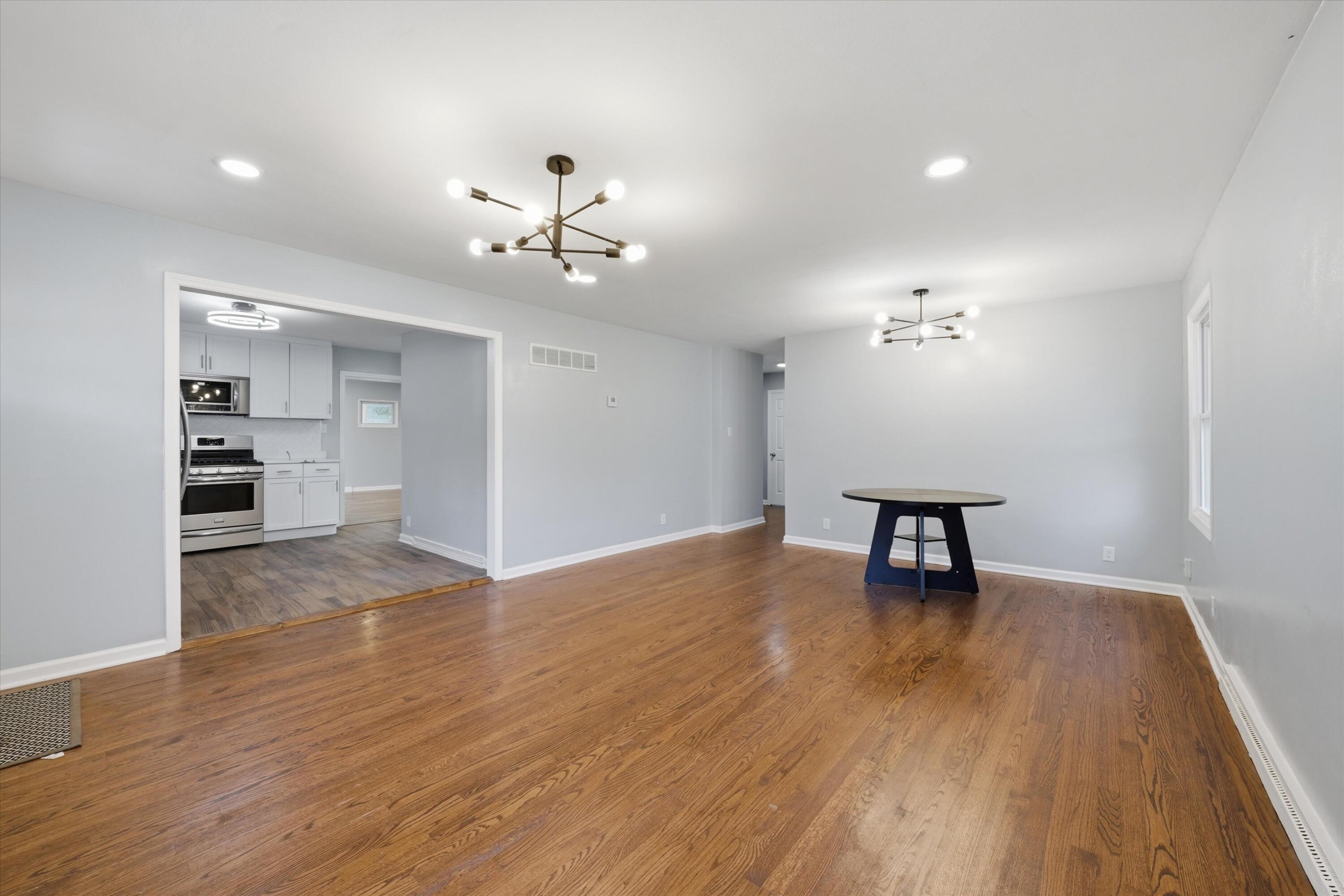 1020 E 61st Place, Merrillville, IN 46410; Image #3