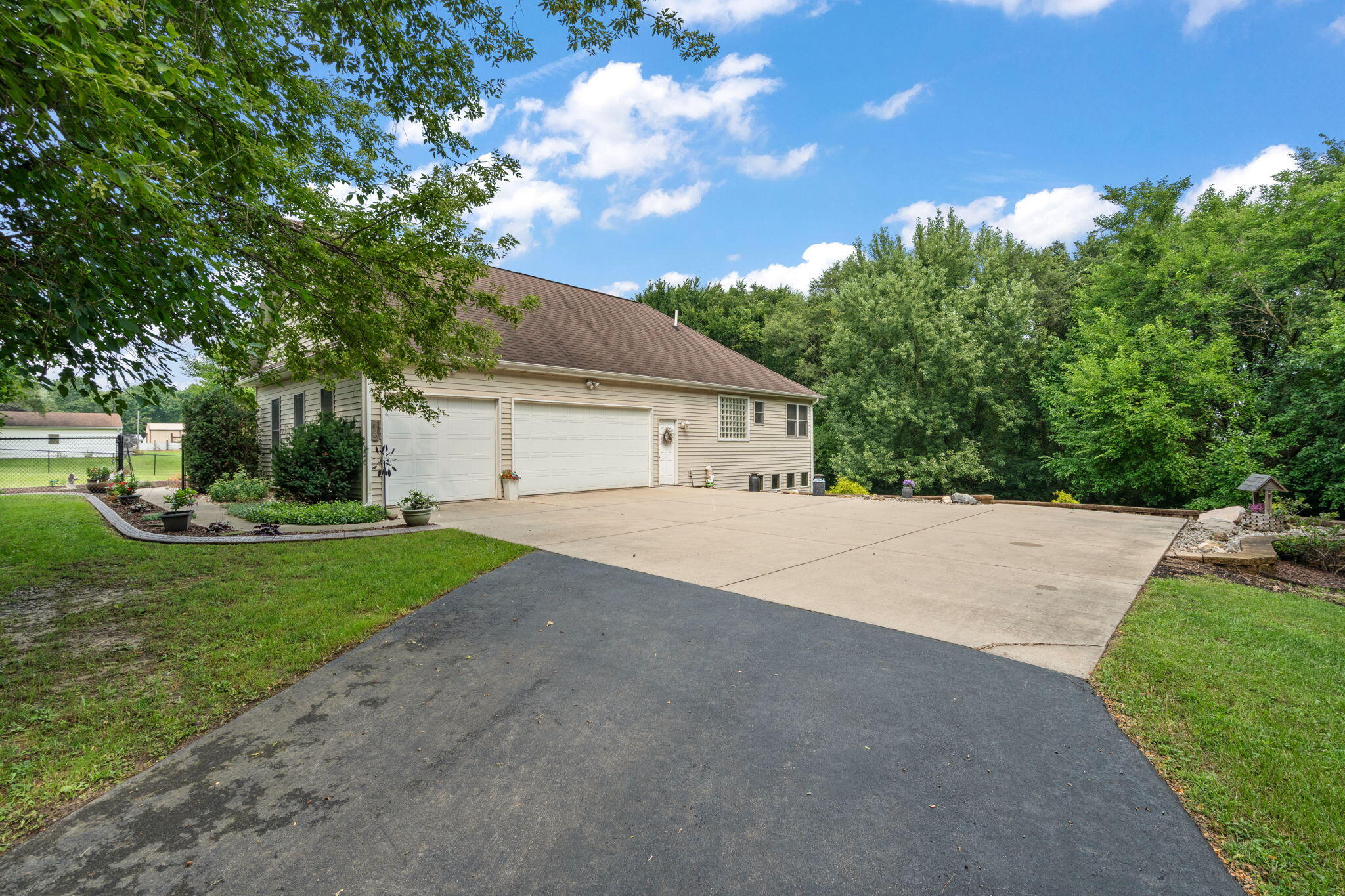 639 E Us Highway 6, Westville, IN 46391; Image #6