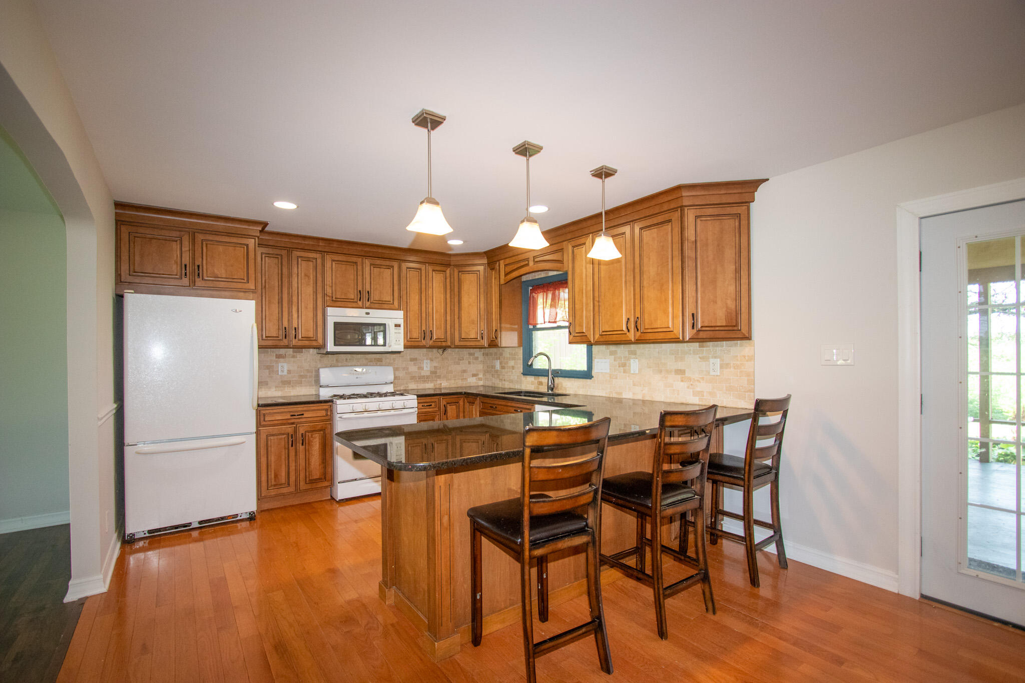 184 S 200 W, Valparaiso, IN 46385; Image #11