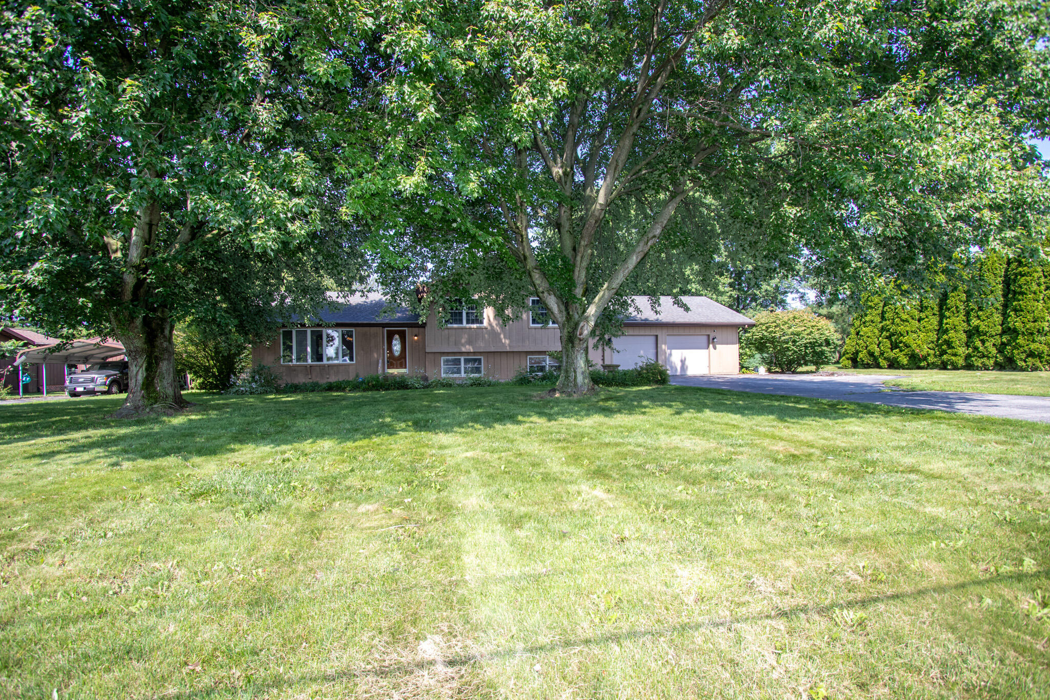 184 S 200 W, Valparaiso, IN 46385; Image #2