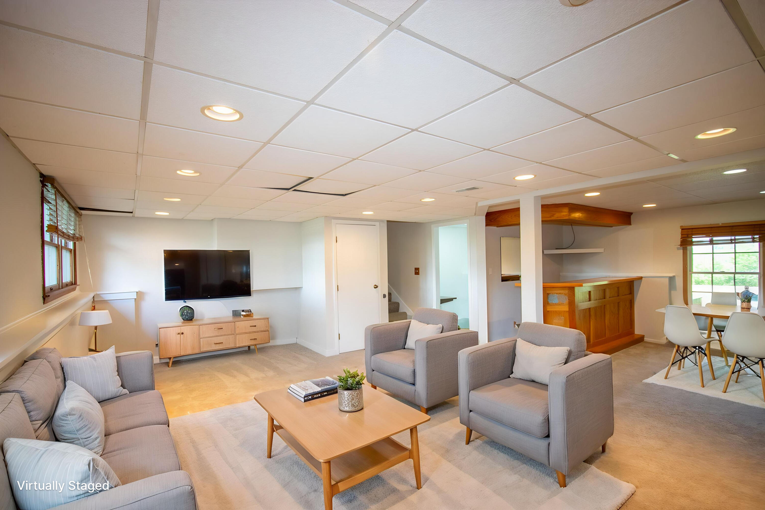 184 S 200 W, Valparaiso, IN 46385; Image #20