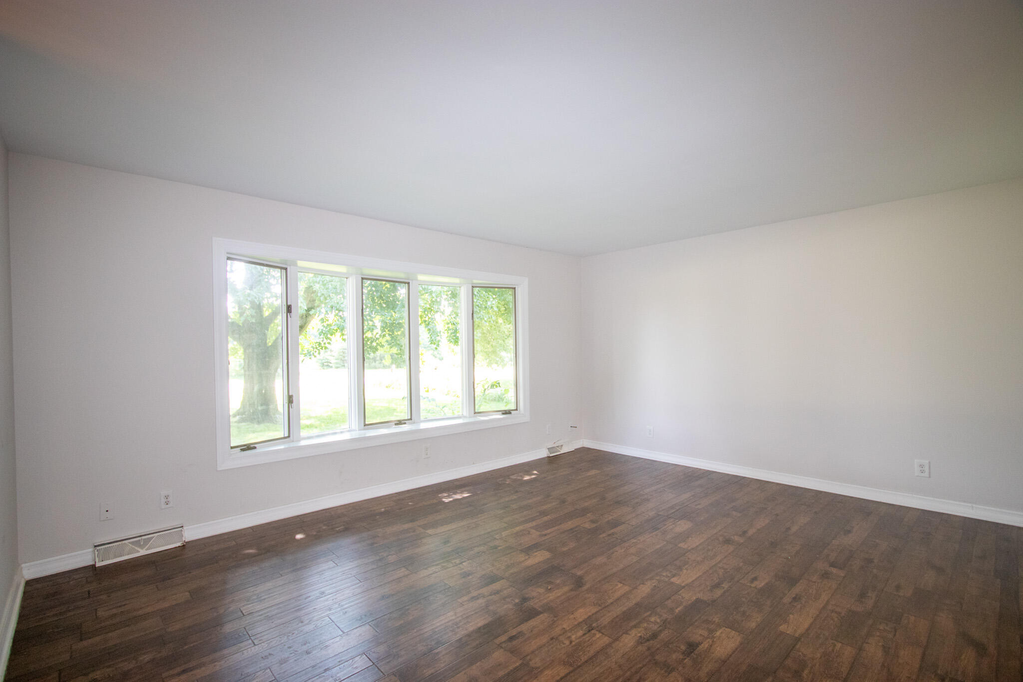 184 S 200 W, Valparaiso, IN 46385; Image #7