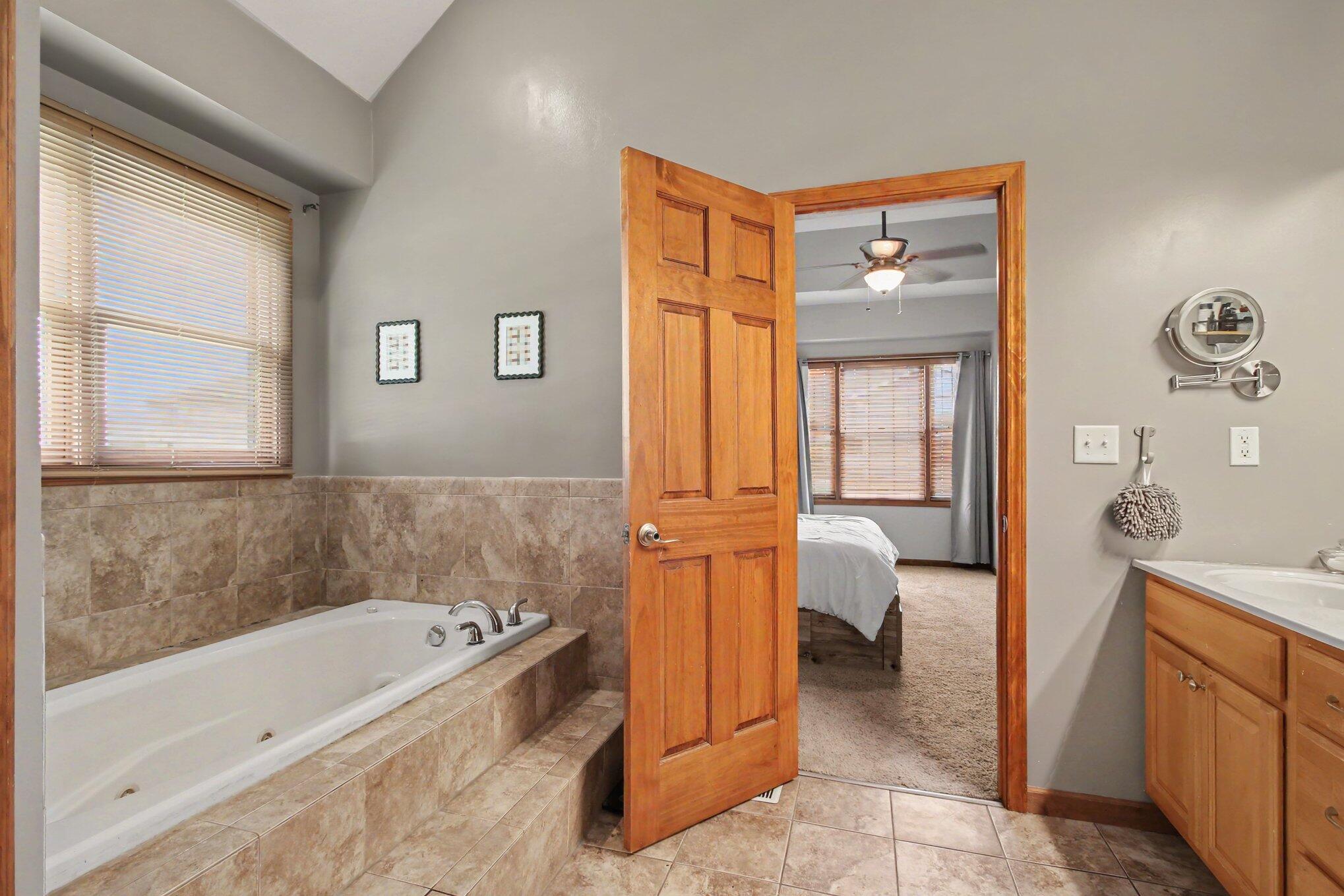 5911 Wildrose Lane, Schererville, IN 46375; Image #12