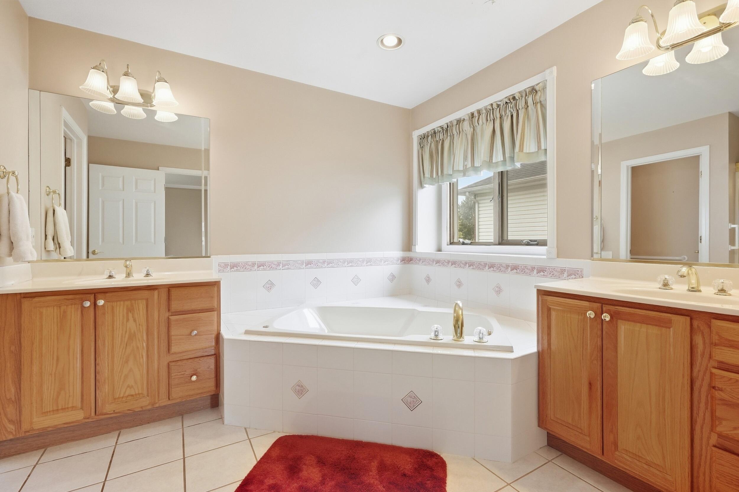 2636 Lancelot Lane, Dyer, IN 46311; Image #18