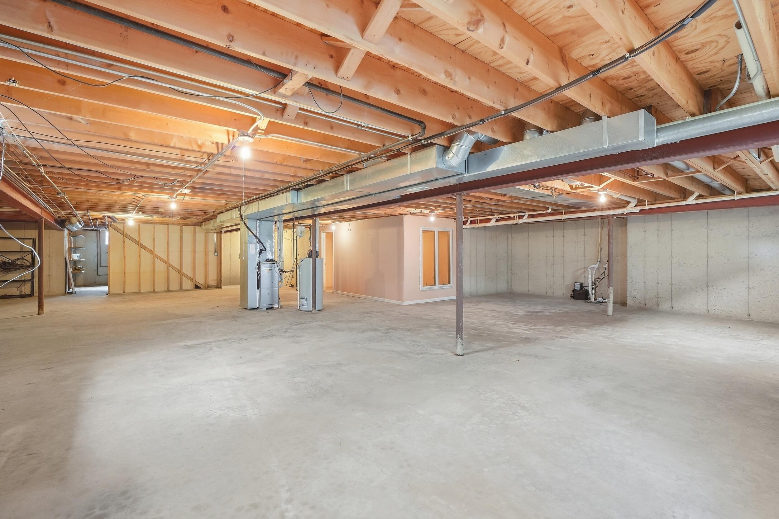 2636 Lancelot Lane, Dyer, IN 46311; Image #25