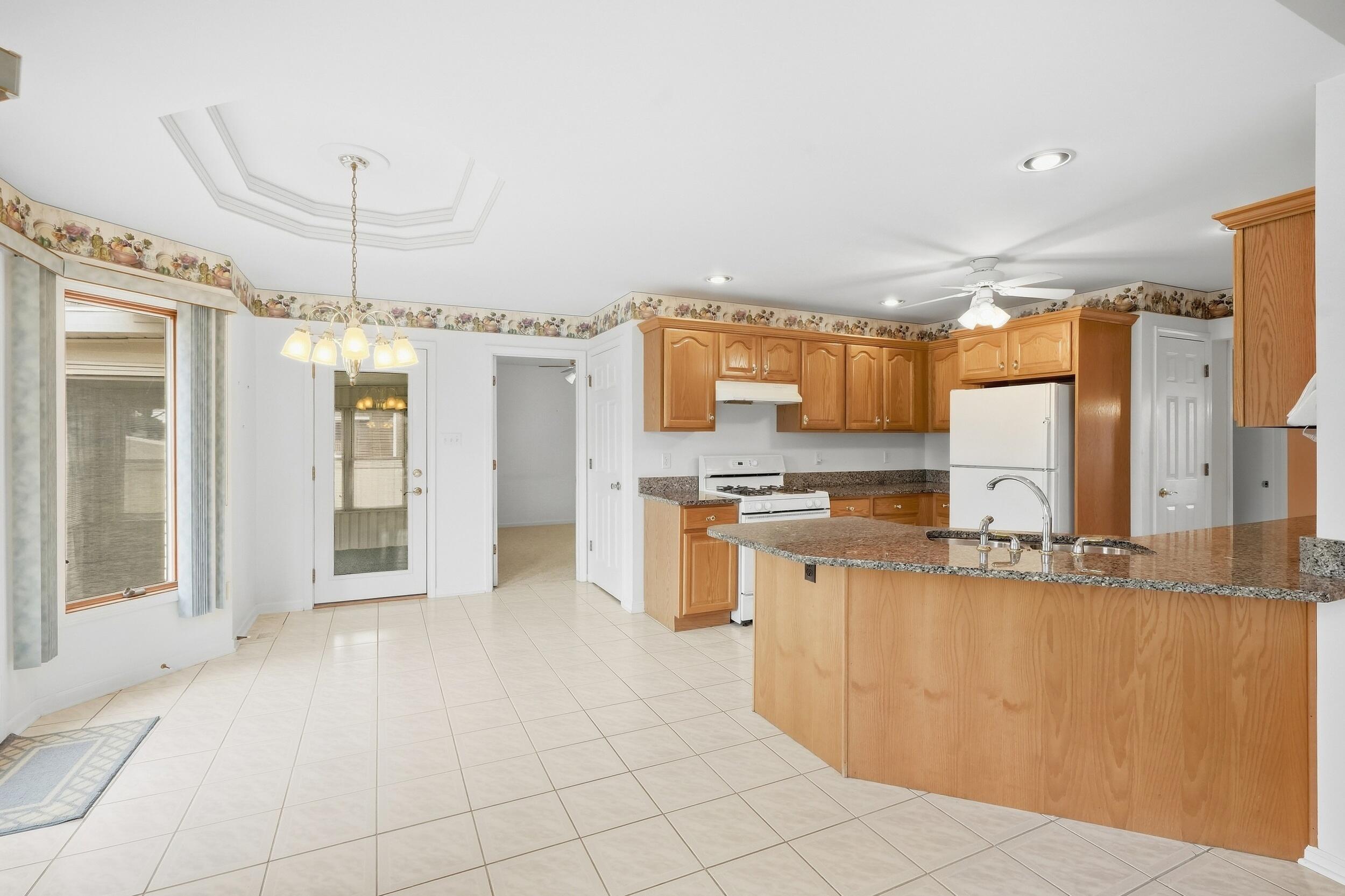 2636 Lancelot Lane, Dyer, IN 46311; Image #7