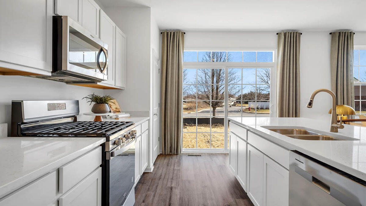 492 Cressmoor Boulevard, Hobart, IN 46342; Image #2