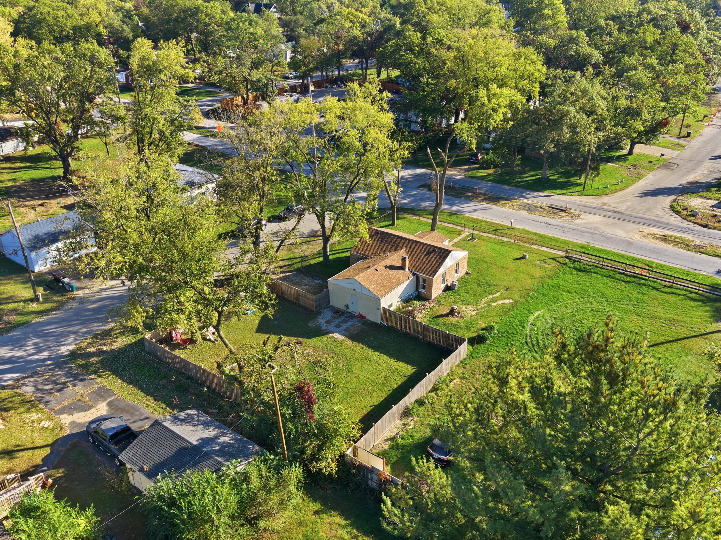 4002 Chase Street, Gary, IN 46408; Image #25