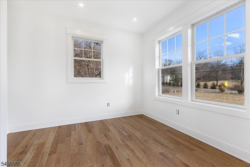 759 Mechlin Corner Rd.