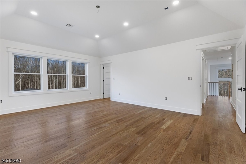 759 Mechlin Corner Rd.
