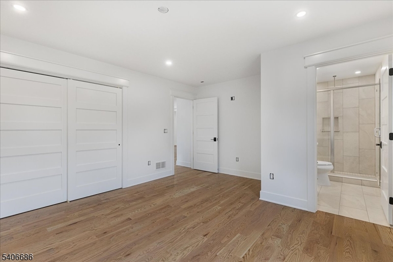759 Mechlin Corner Rd.