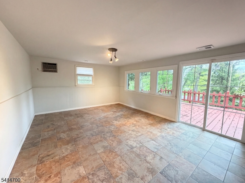 78 Parkside Rd