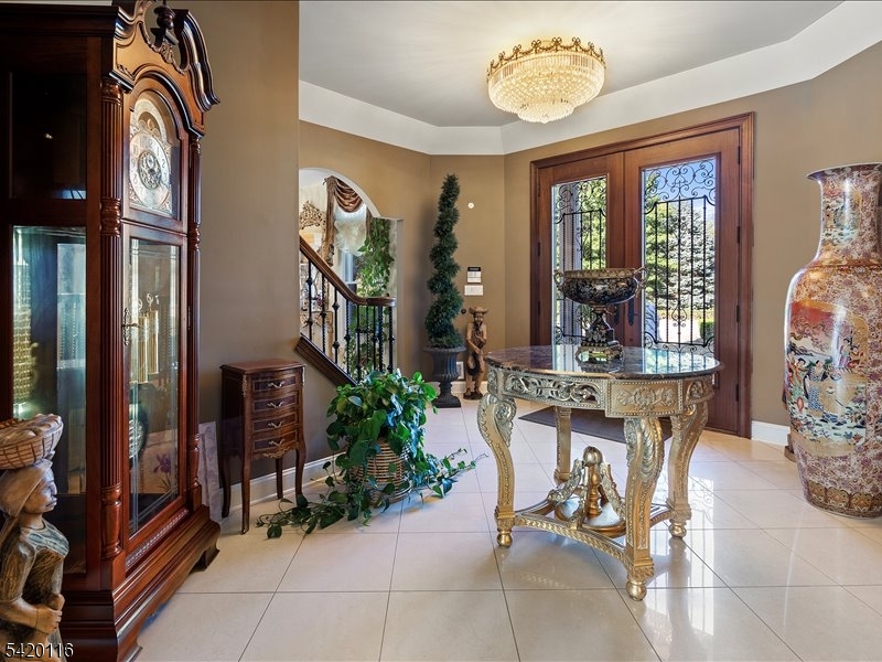 406 Caruso Ct