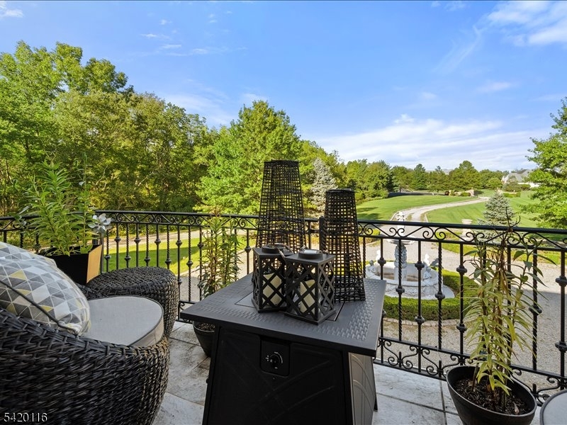 406 Caruso Ct
