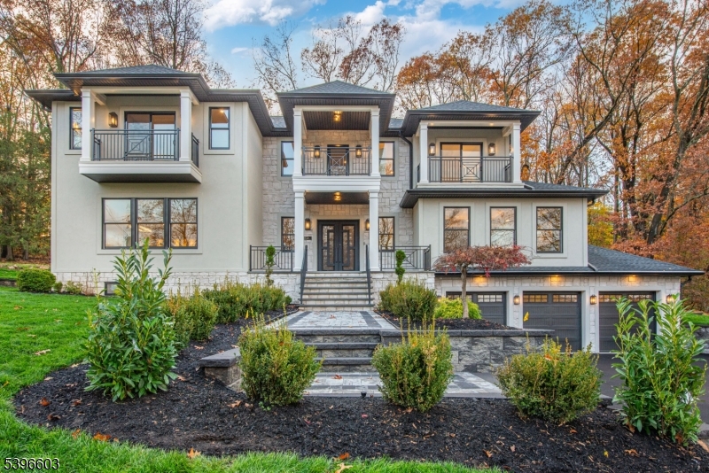 24 Cliffside Dr