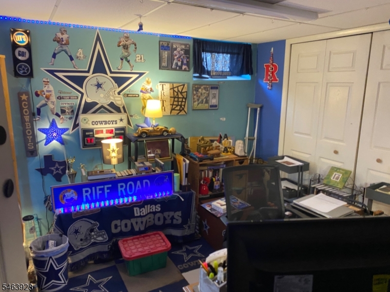 289 Sherwood Ave