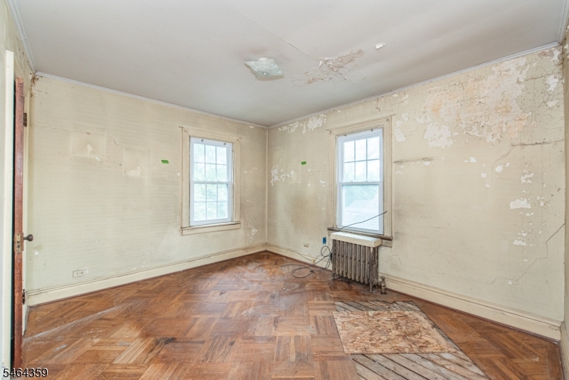 481 Jefferson Ave
